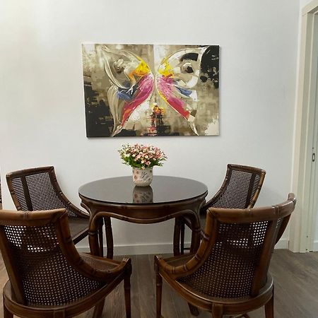 Picasso Apartment Kutaisi Ngoại thất bức ảnh