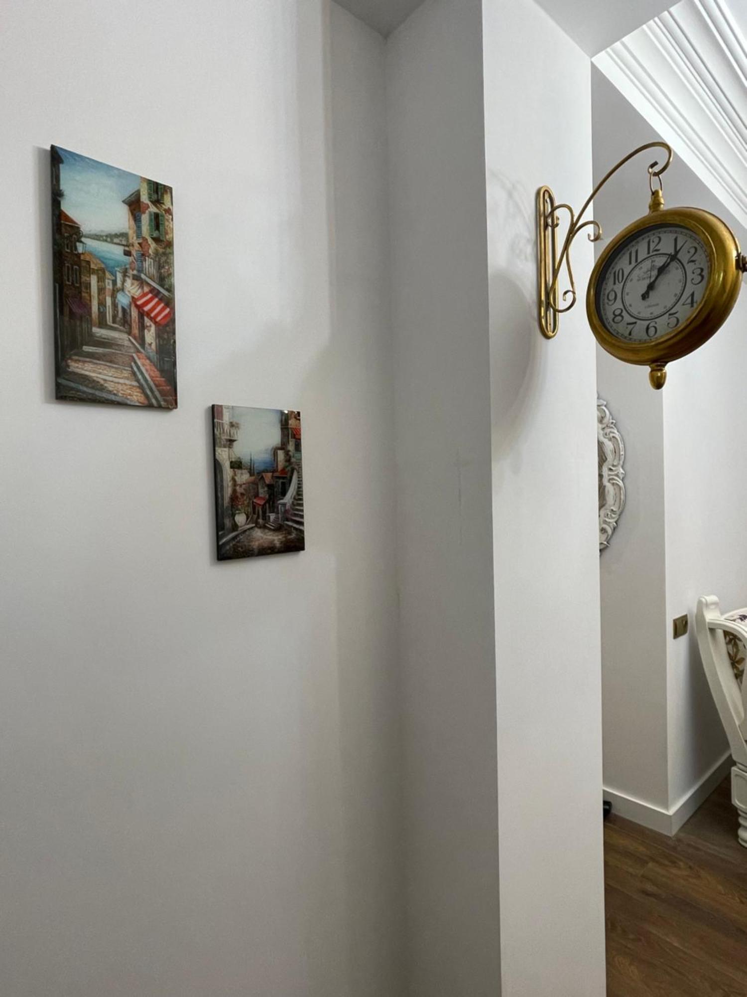 Picasso Apartment Kutaisi Ngoại thất bức ảnh