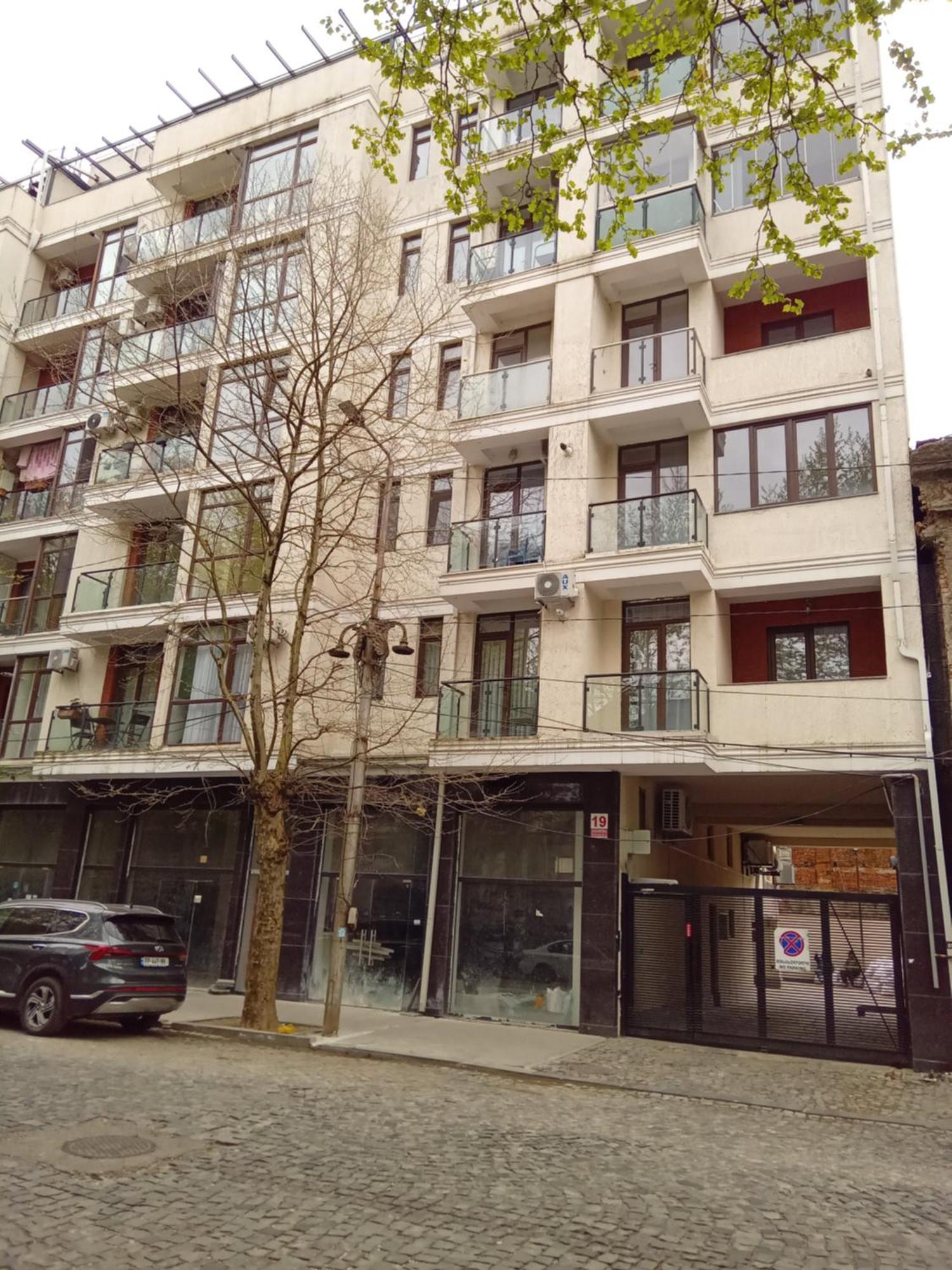 Picasso Apartment Kutaisi Ngoại thất bức ảnh
